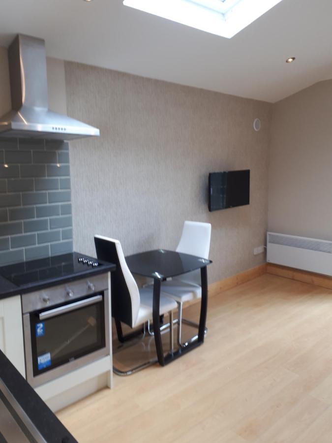 One Double Bedroom Flat Dublino Esterno foto